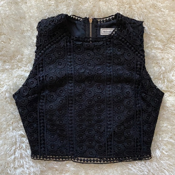 Abercrombie & Fitch Tops - A&F Mixed Lace Crop Top